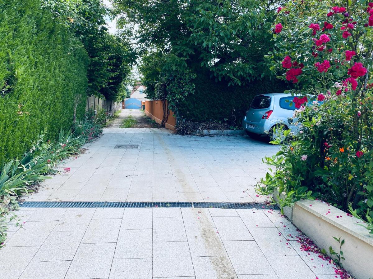 Secret Garden Parking Hyper Centre & Calme